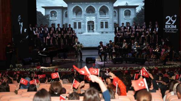 İnönü Üniversitesinde Cumhuriyetin Ezgileri yankılandı