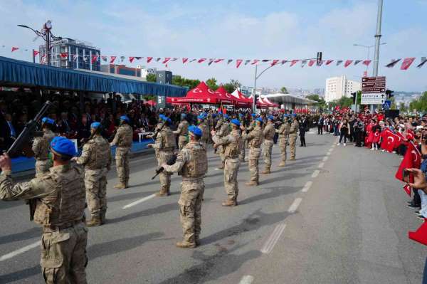 Samsun'da Cumhuriyet'in 103. yılı coşkuyla kutlandı