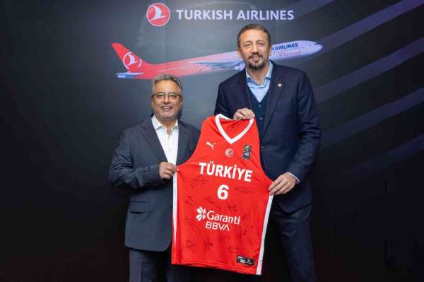Ahmet Bolat: 'A Milli Basketbol Takımımıza şampiyonluklarla dolu bir yolculuk diliyorum'