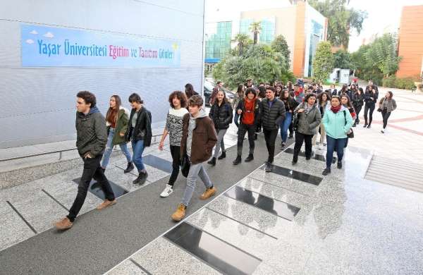 Liselilerden üniversite provası