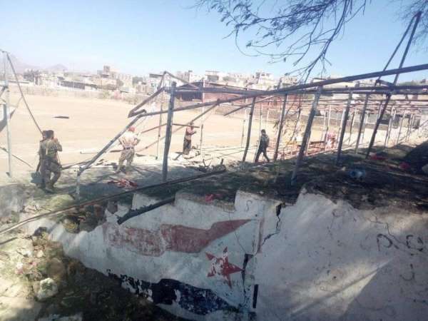 Yemen'de askeri mezuniyet törenine saldırı: 10 ölü 