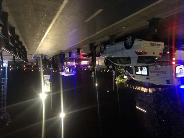 Maltepe ve Üsküdar'da meydana gelen iki ayrı trafik kazasında 3 kişi yaralandı