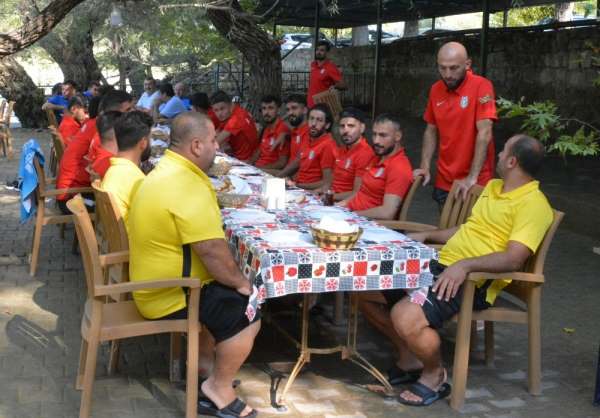 Manavgat Belediyespor moral kahvaltısında bir araya geldi 