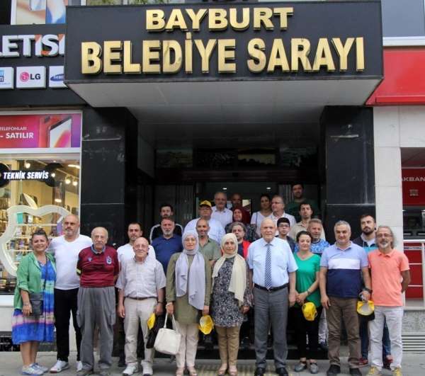 Trabzonlu gazetecilerden Başkan Pekmezci'ye ziyaret 
