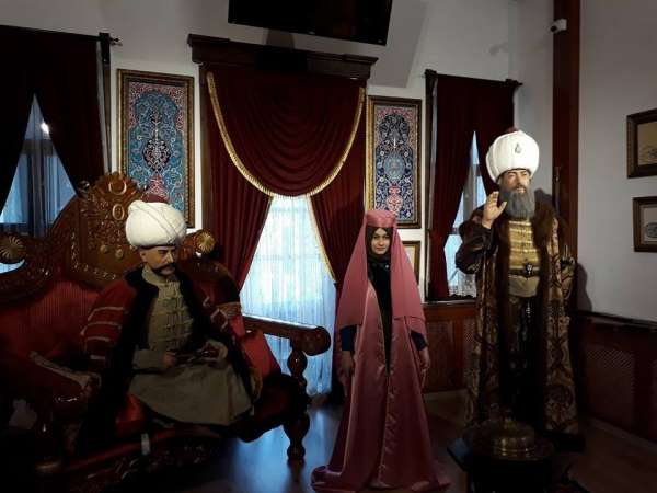 Kanuni Sultan Süleyman Osmanlı Kültür Evi'ni en çok onlar ziyaret ediyor 