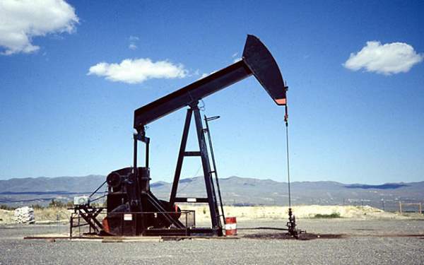 Rus Bakan, Venezuela'dan petrol ihraç etme yolları arayacak