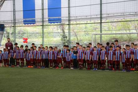 Artvin'de Trabzonspor Futbol Okulu açıldı 