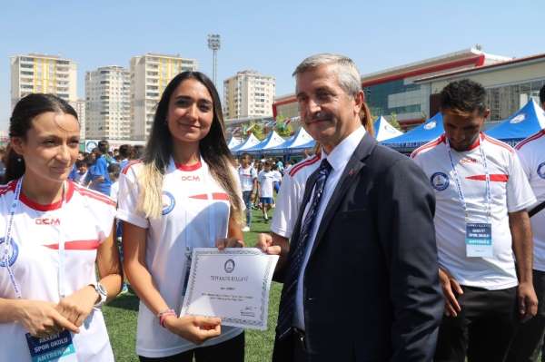 Şahinbey Belediyesi yaz spor okulu mezuniyeti 