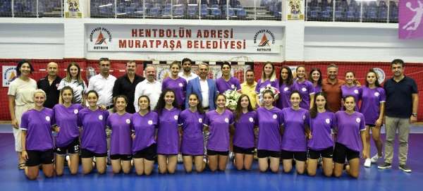 Kadın hentbol takımında hedef Süper Kupa 