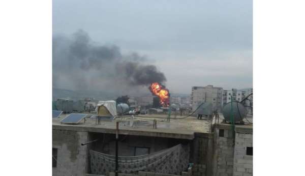 Afrin'de bomba yüklü araçla saldırı: 3 ölü, 18 yaralı 