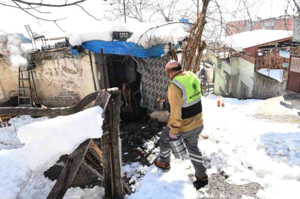 Sosyal belediyecilik hizmetleri kış şartlarında da yardıma koştu