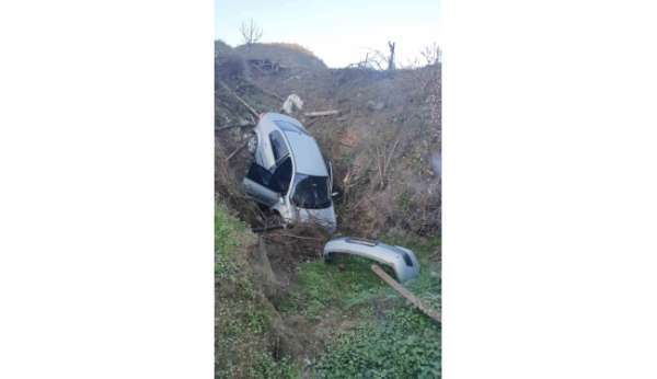Amasya'da otomobil şarampole uçtu, sürücüsü alkollü çıktı