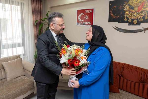 Aksoy çiftinden şehit ailesine ve gaziye bayram ziyareti