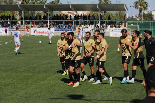 Manavgat Belediyespor Mahmutlar'ı 5-0 mağlup etti - Antalya haber