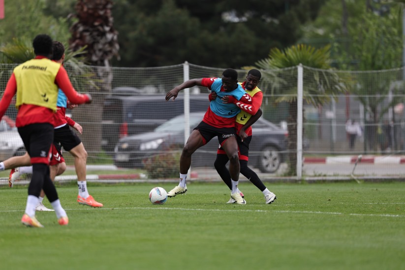 Samsunspor, Eyüpspor mesaisini sürdürdü