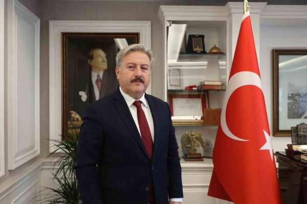 Başkan Palancıoğlu: 'Hayatını alın teri ile kazanan işçi kardeşlerimizin 1 Mayıs Emek ve Dayanışma Günü kutlu