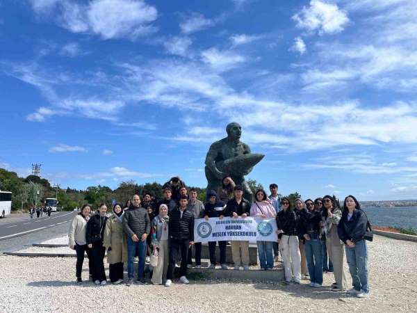 Havran'da üniversitelilerin Çanakkale coşkusu