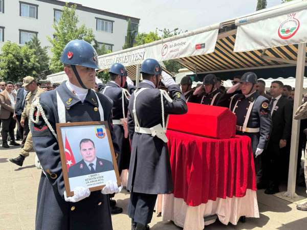 Şehit Hüseyin Uzun, Gaziantep'te son yolculuğuna uğurlandı
