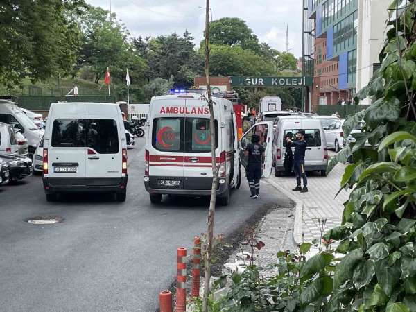 Küçükçekmece'de bir özel okulda deney sırasında patlama yaşandı: 5 öğrenci yaralandı