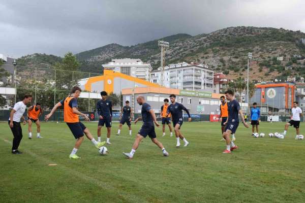 Alanyaspor, Sivasspor maçı hazırlıklarını tamamladı