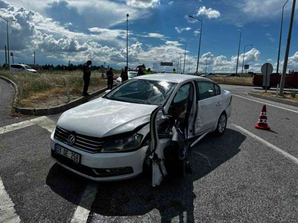 Babaeski'de trafik kazası: 3 yaralı