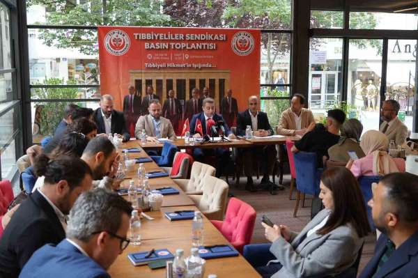 Tıbbiyeliler Sendikası Ankara'da kuruldu