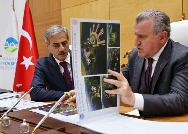 Türkiye'de ilk ve tek olacak: Bakan Bak, Sakarya'ya dev spor yatırımı müjdesini duyurdu