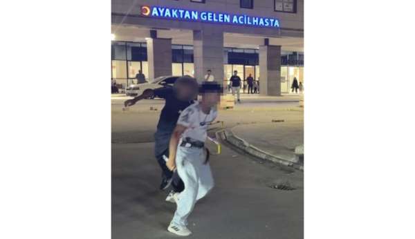 Hastanedeki bıçaklı saldırıda 1 şahıs tutuklandı