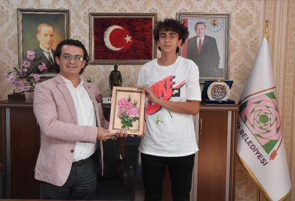 15 yaşında Basketbol Süper Lig kapısını araladı 