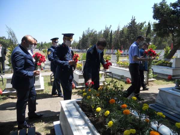 Bayram öncesi şehitler unutulmadı 