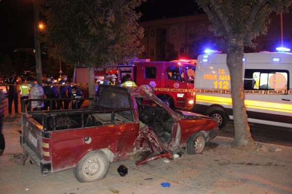 Karaman'da dur ihtarına uymayan araç kaza yaptı: 1'i ağır 2 yaralı 