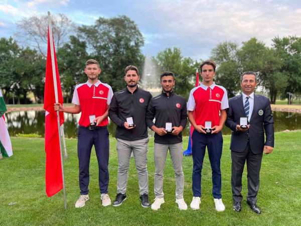 Milli golfçüler Macaristan'dan altın ve bronz madalyalarla dönüyor