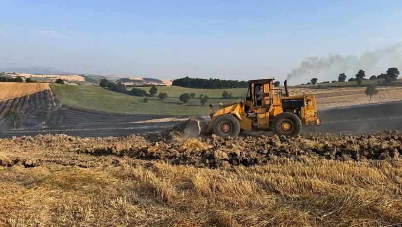 Samsun'da korkutan anız yangını