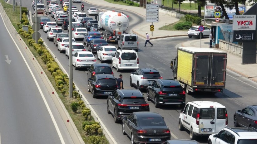 Samsun'da yayaların ölümle burun buruna geçiş yarışı