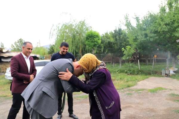 Kaymakam Ekinci'den şehit ailesine ziyaret