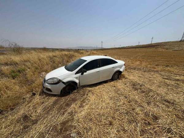 Siirt'te lastiği patlayan araç kaza yaptı: 1 yaralı