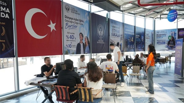 İstanbul Gelişim Üniversitesi'nden Ücretsiz Tercih Desteği