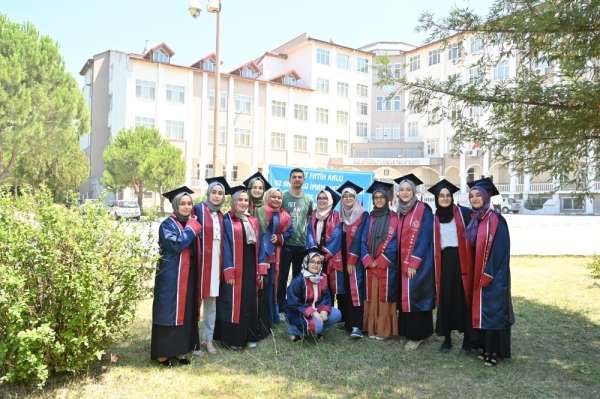 İlk mezunlarını veren Şehit Fatih Kalu'dan YKS'de büyük başarı 