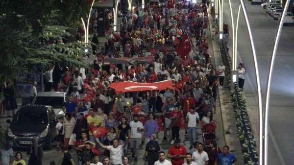 Tokat'ta fener alayı, renkli görüntülere sahne oldu