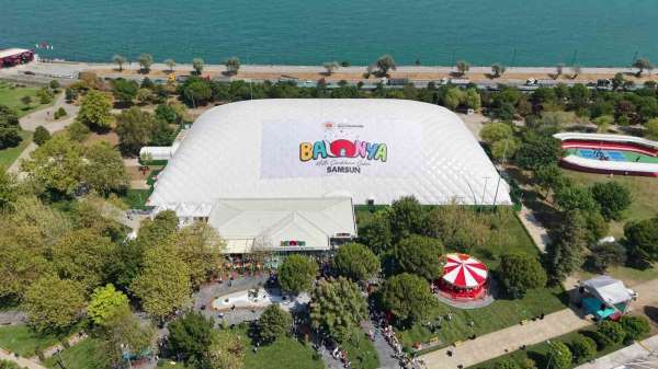 600 çocuk aynı anda oynayabiliyor: Türkiye'nin en büyük kapalı şişme oyun parkı Samsun'da açıldı