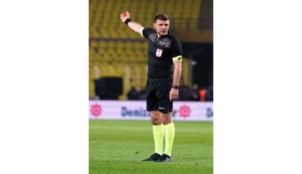 Kocaelispor - Kayserispor maçının VAR'ı Ümit Öztürk oldu