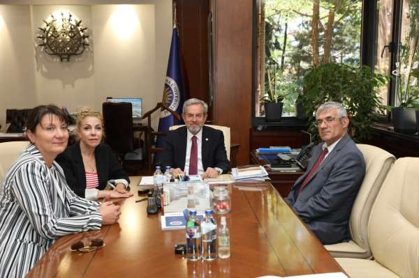 Muhabirler Derneği'nden Ankara Üniversitesi Rektörü Prof. Dr. Necdet Ünüvar'a ziyaret
