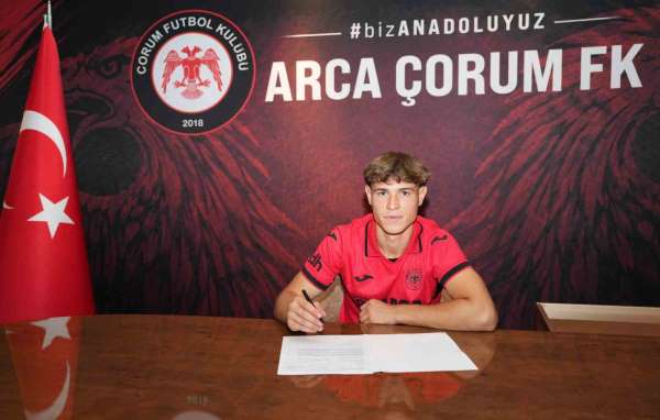 Çorum FK, Ermin Mahmic'i renklerine bağladı