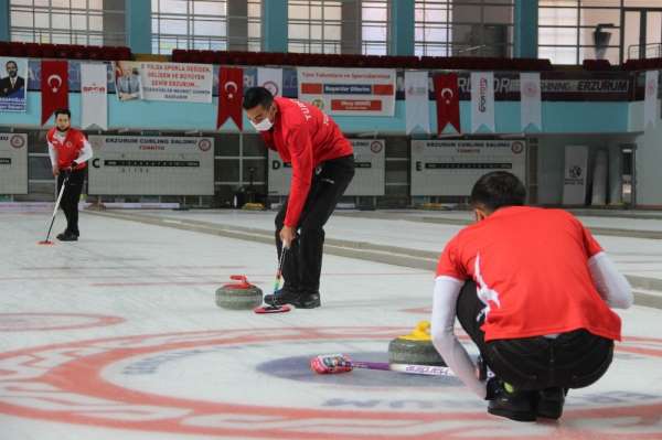 Curling Milli Takımı, Erzurum'da kampa girdi 