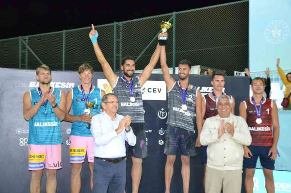 Ayvalık'ta düzenlenen '2025 Plaj Voleybolu Dünya Turu' sona erdi