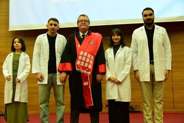 Kastamonu Üniversitesi'nde geleceğin sağlıkçılarının beyaz önlük coşkusu