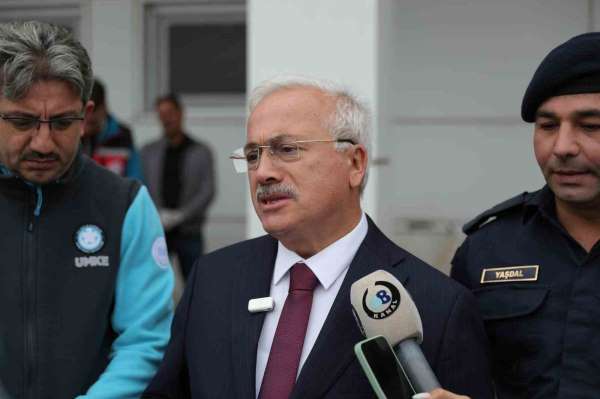 Vali Kumbuzoğlu: 'Kazada 2 jandarma şehit oldu, 1 vatandaş hayatını kaybetti'