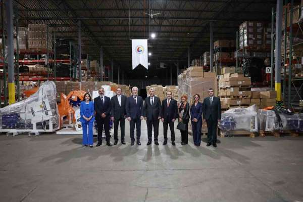 Bakan Bolat: 'Dış ticaret hacmimizin 2028 yılı sonunda 50 milyar dolara ulaşmasını öngörüyoruz'