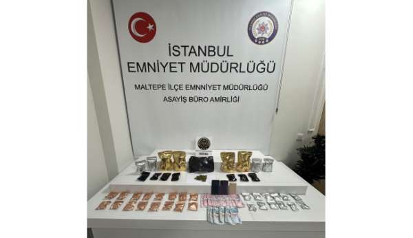 Maltepe'de zula araç operasyonu: 770 gram uyuşturucu ve nakit para ele geçirildi