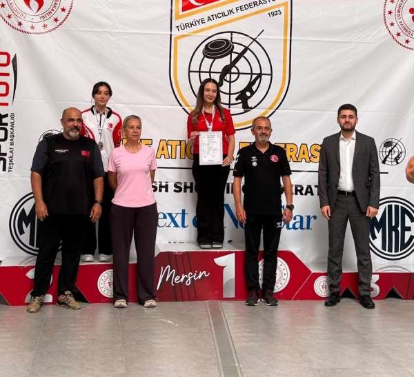 Manisalı milli sporcu Denktaş'tan rekor üstü atış